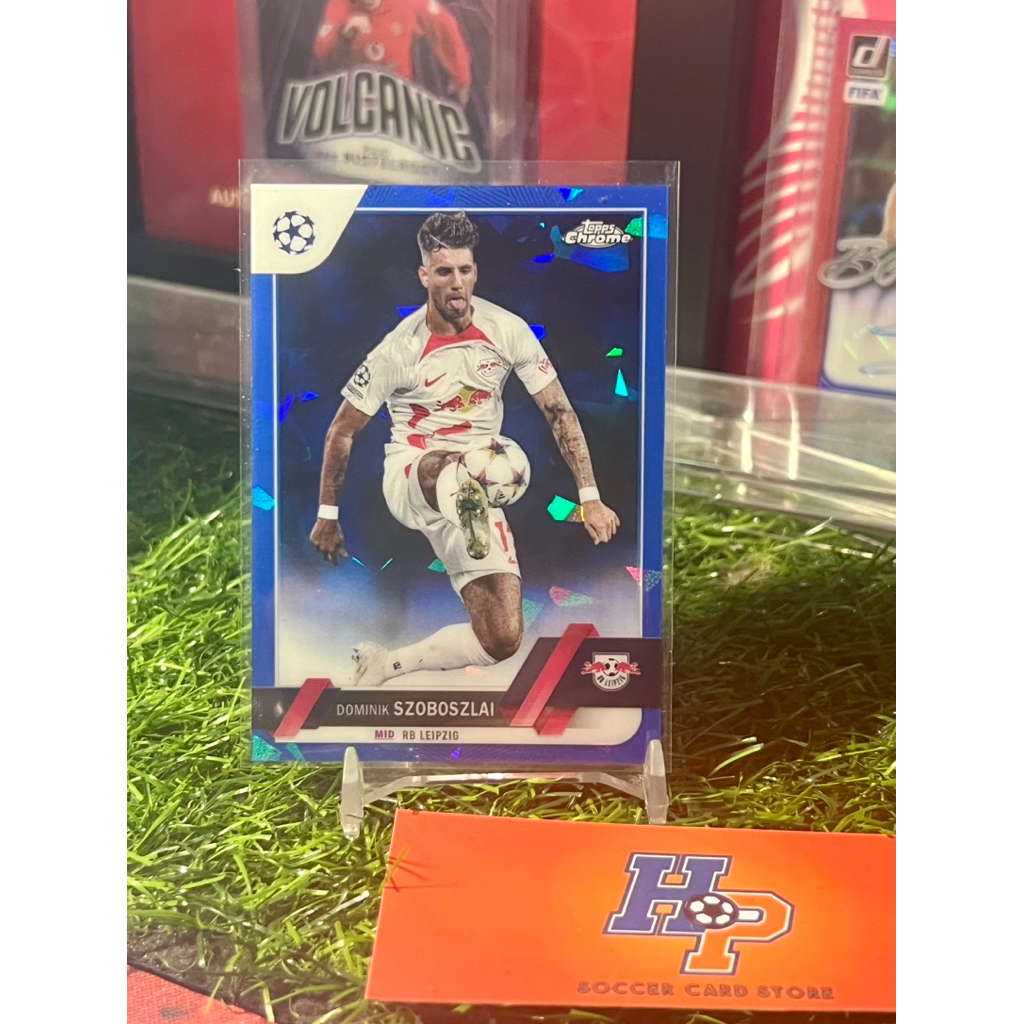 Thẻ bóng đá Dominik Szoboszlai Sapphire Topps Chrome UCL 2021/22