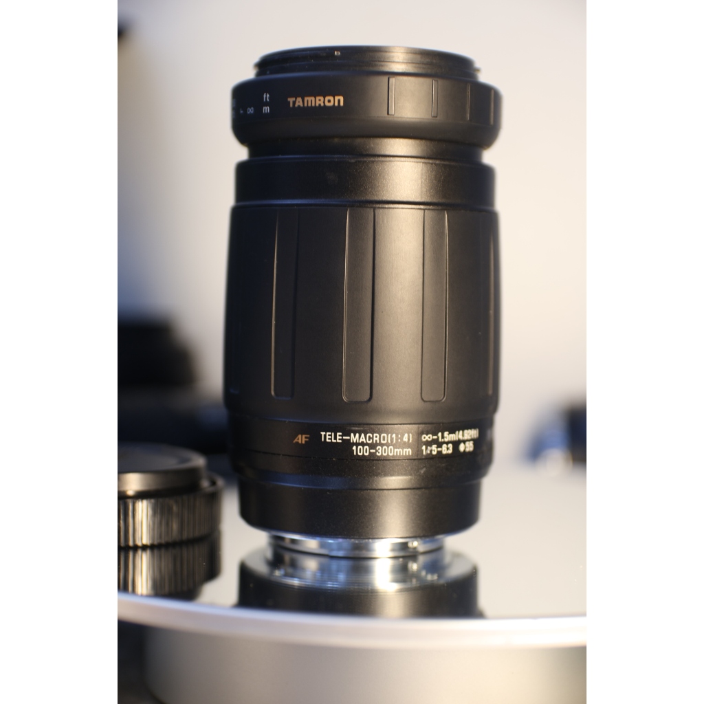 Lens Sony ngàm A tamron 100-300mm -hoạt động tốt