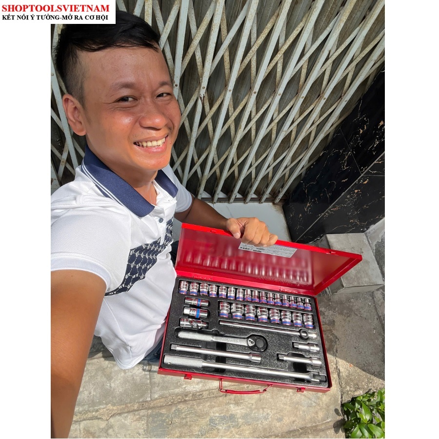 Bộ tuýp bông 33 chi tiết hệ mét 8-32mm Kingtony 4034MR