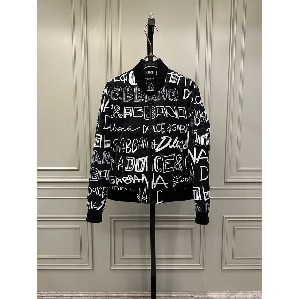 Áo Khoác Gió DG Hoạ Tiết Chữ Toàn Thân Hàng QC