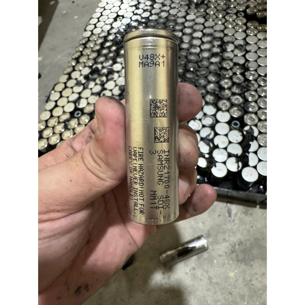 Pin tháo xe điện Li ion Samsung 21700 48X 4800mAh 20A xe VF8-9