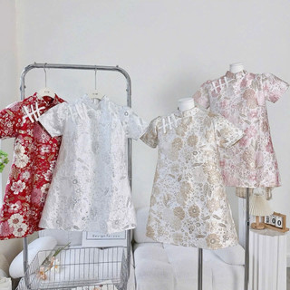 ĐẦM GẤM HỒNG CỔ TÀU