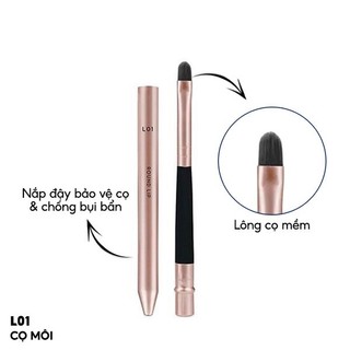 Cọ Môi Vacosi Makeup House L-01