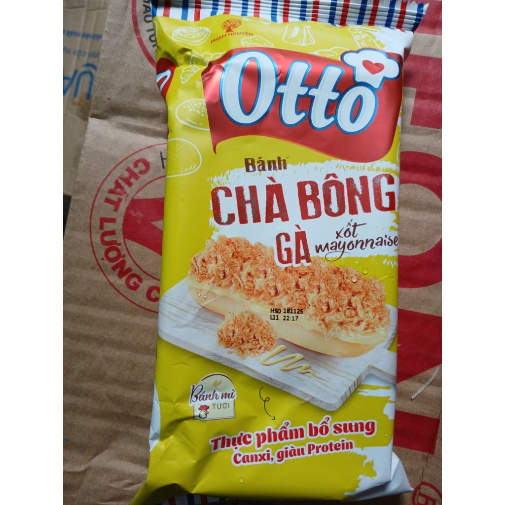Bánh Mì OTTO Chà Bông Gà Xốt Mayonnaise