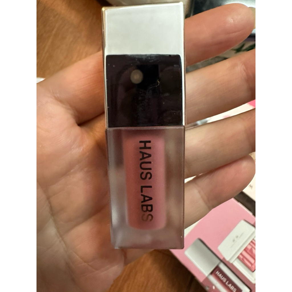 son son bóng HAUS LABS BY LADY GAGA PhD Hybrid Lip Glaze Plumping Gloss in shade Guava
