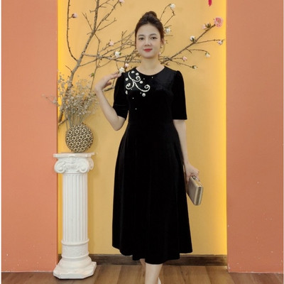 Đầm xòe trung niên cho mẹ - Chất liệu : Nhung cao cấp - Cổ tròn kết ngọc tay lỡ - Đen - TTV2001