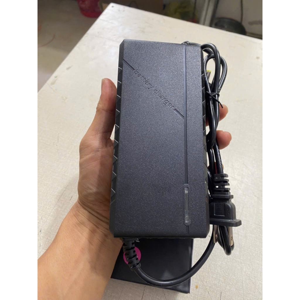 Sạc pin 5s 21v 2a-3a loại tốt