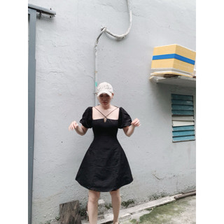 Đầm xoè tay phồng cổ yếm ( Hoả tốc hcm )