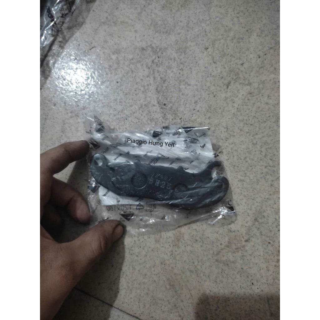 má phanh medley trước +sau , bố thắng xe vespa Piaggio medley trước và sau chính hãng