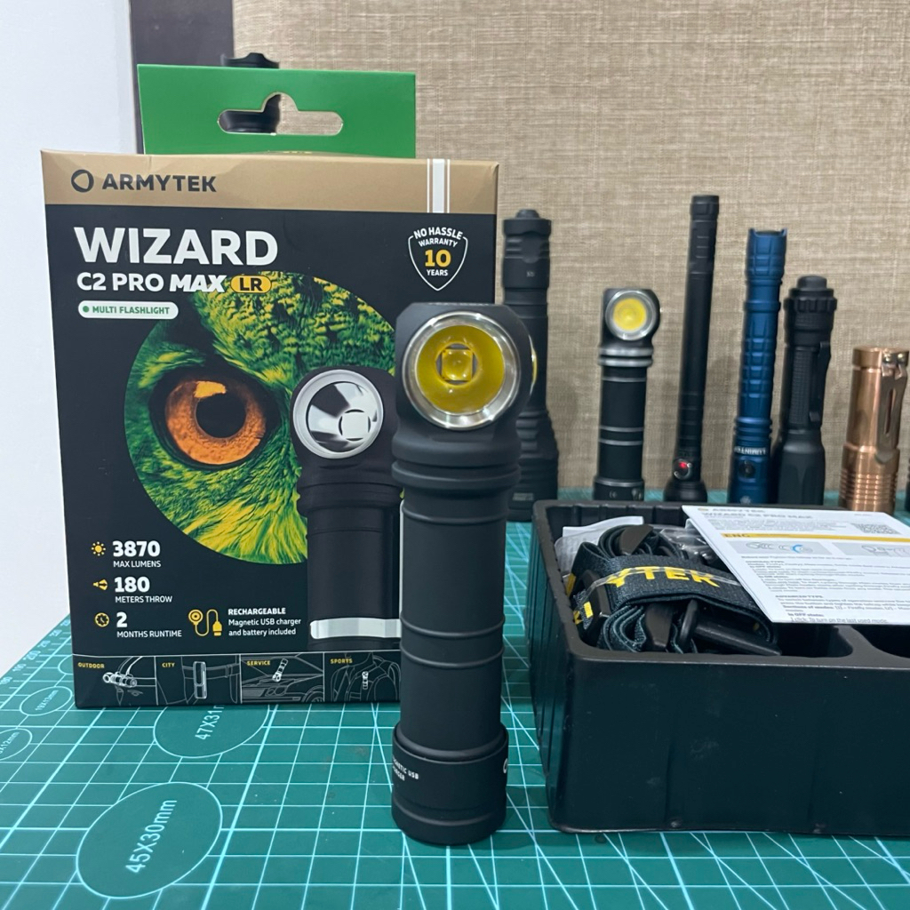 Armytek Wizard C2 Pro Max LR Đèn pin LED XHP70.2 Độ sáng 3870lm/4150lm Xa 180m/181m Sạc từ tính Pin 