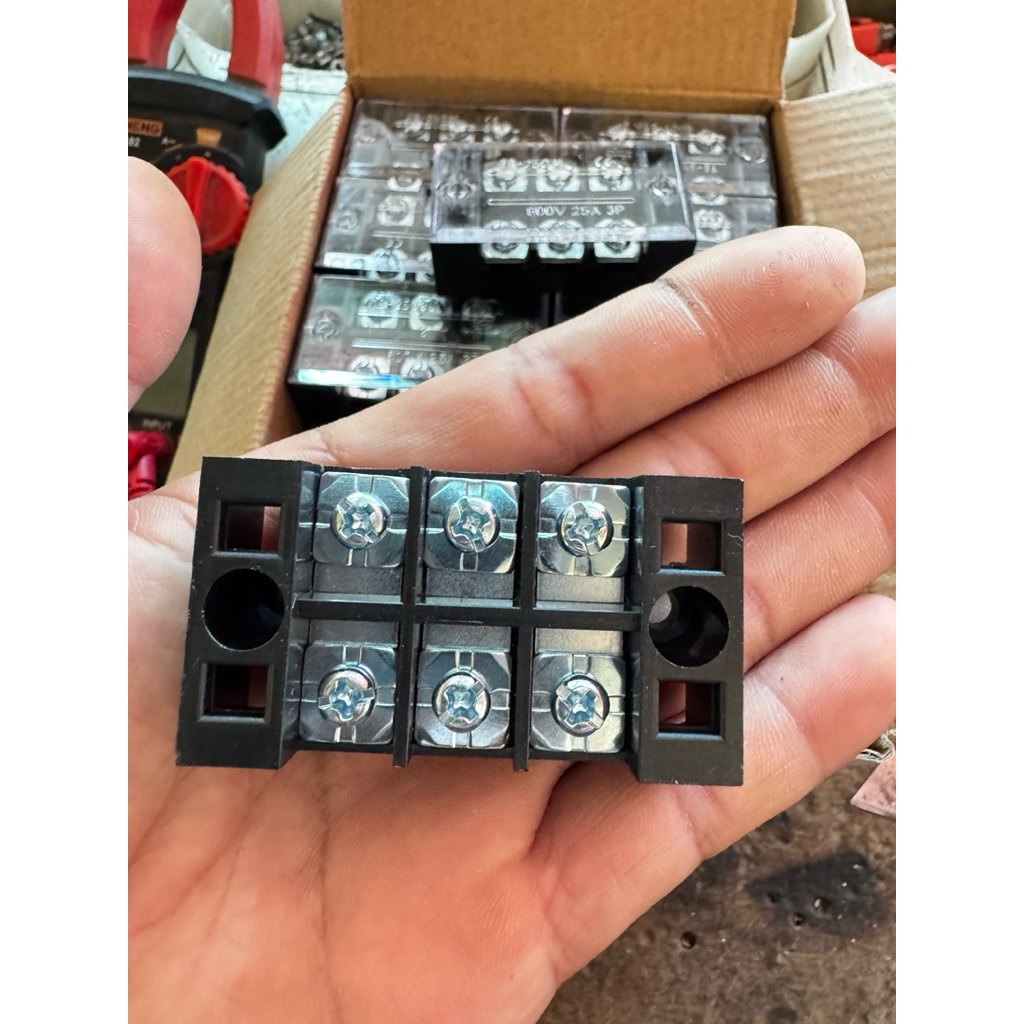 Cầu nối dây 3P 600V 25A