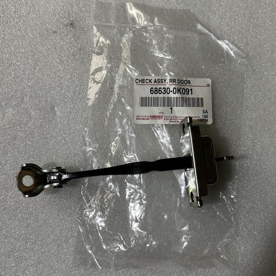 Hạn chế cửa Toyota Innova 2015 - 2018. Dẫn hướng cửa Innova chính hãng