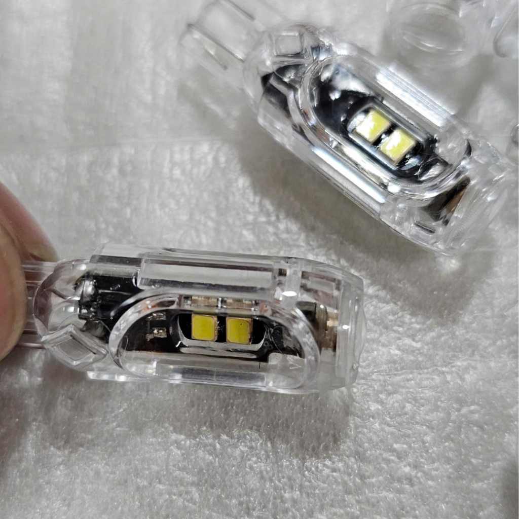 Đèn LED DEMI T10, Đèn sương mù , Đèn nền đồng hồ Led chân T15 T10, đèn lùi cho ô tô, xe máy