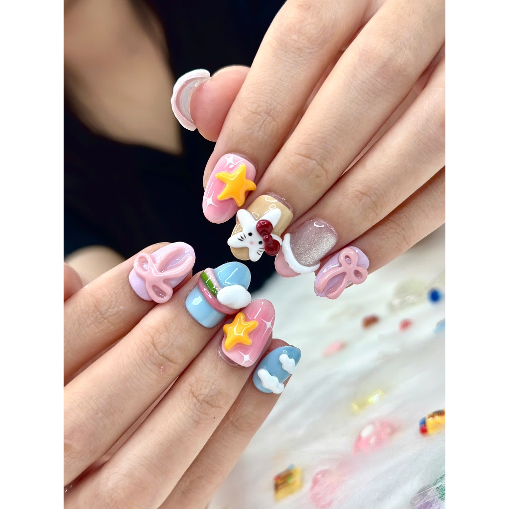 M78 - Nailbox Hello Kitty 3D cute thiết kế thủ công