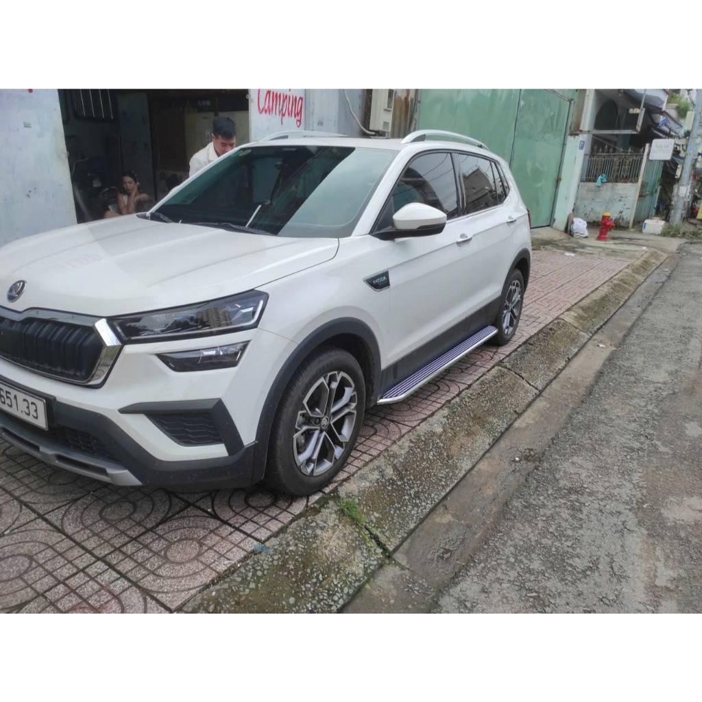 Bậc bước chân, bậc dẫm chân xe SKODA KUSHAQ AMBITION