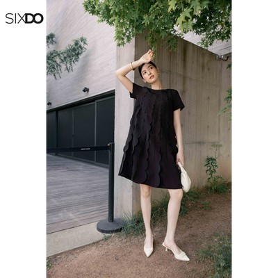 Đầm đen suông ngắn tay cổ tròn SIXDO (Black Woven Loose Dress)