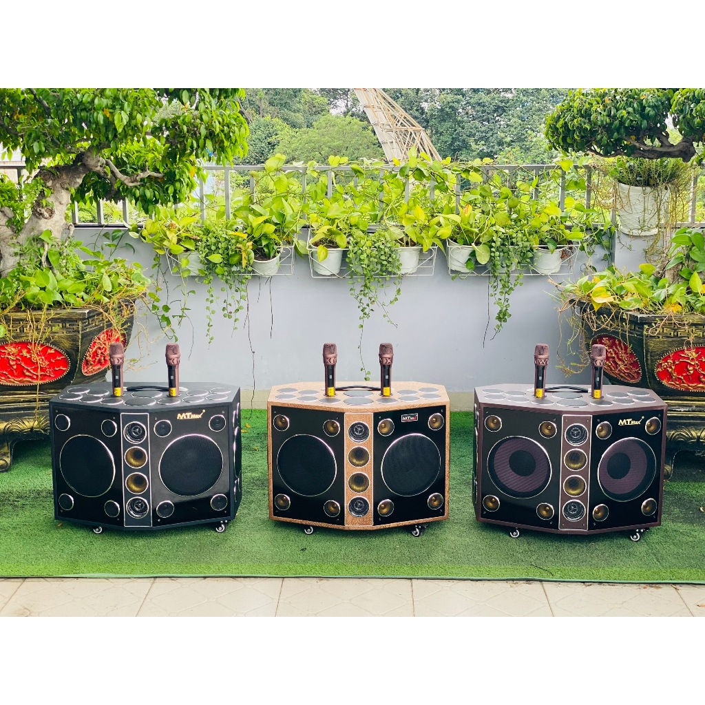 Loa Kéo Karaoke M10 Pro – 34 Đường Tiếng, Công Suất 700W, 2 Bass 22cm, Kèm 2 Micro Hợp Kim Cao Cấp