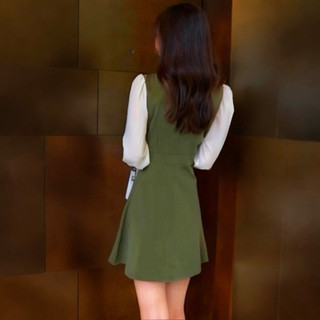 Đầm sơ mi cổ vest màu rêu phối tay trắng (kèm hình thật)