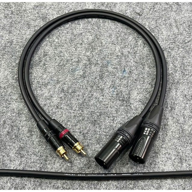 Dây RCA/av ra canon đực neutrik mogami 2549 Japan.giá 1 bộ.