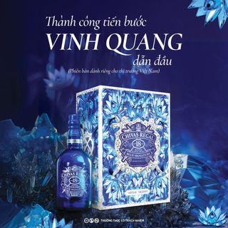 Hộp Rượu Quà Tết 2026 Whisky Chivas Regal 18YO Blue Signature nồng độ alc 40% 700ml Kèm Hộp và Túi Giấy