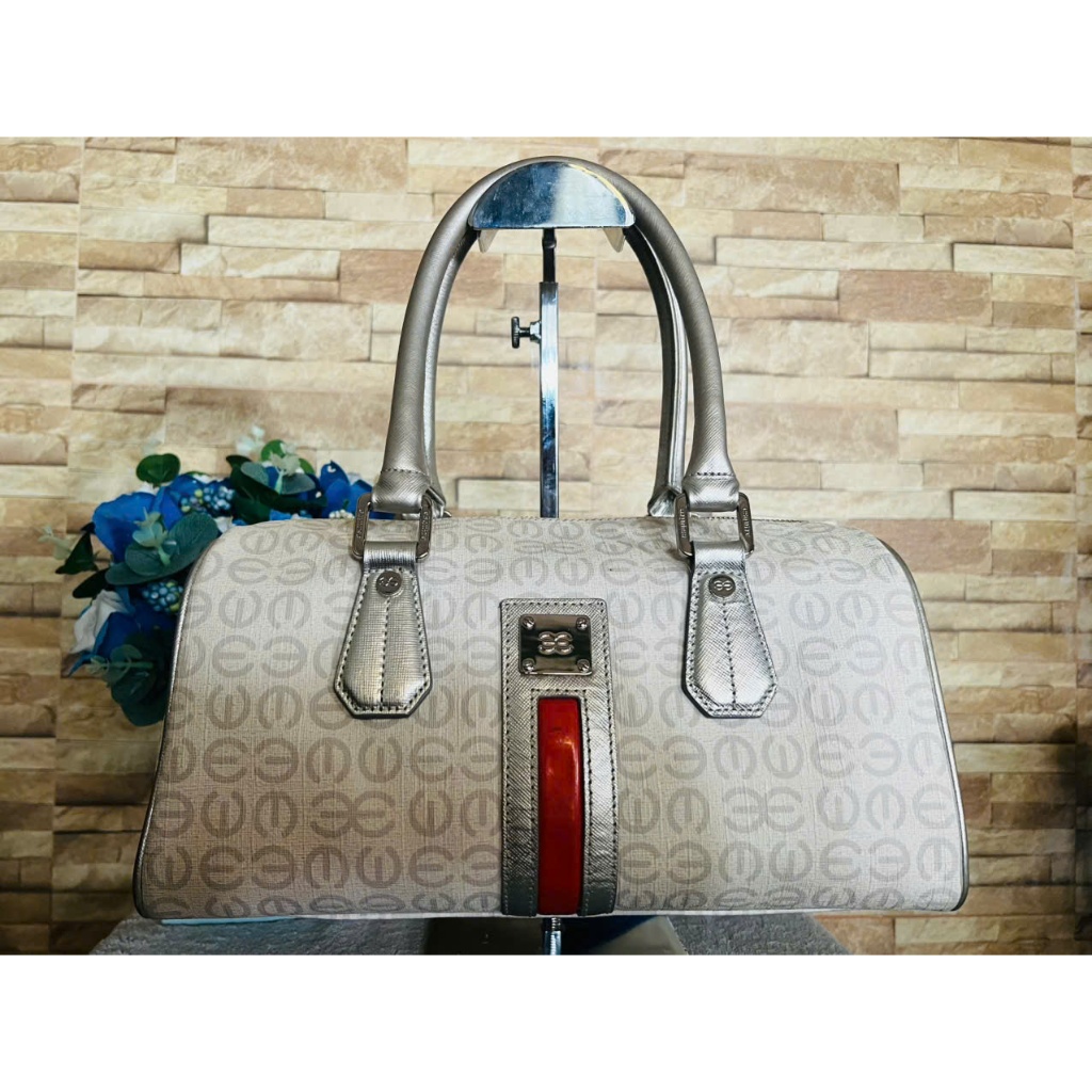 TÚI ESQUIRE BOSTON - MONOGRAM BẠC ÁNH KIM CÁ TÍNH