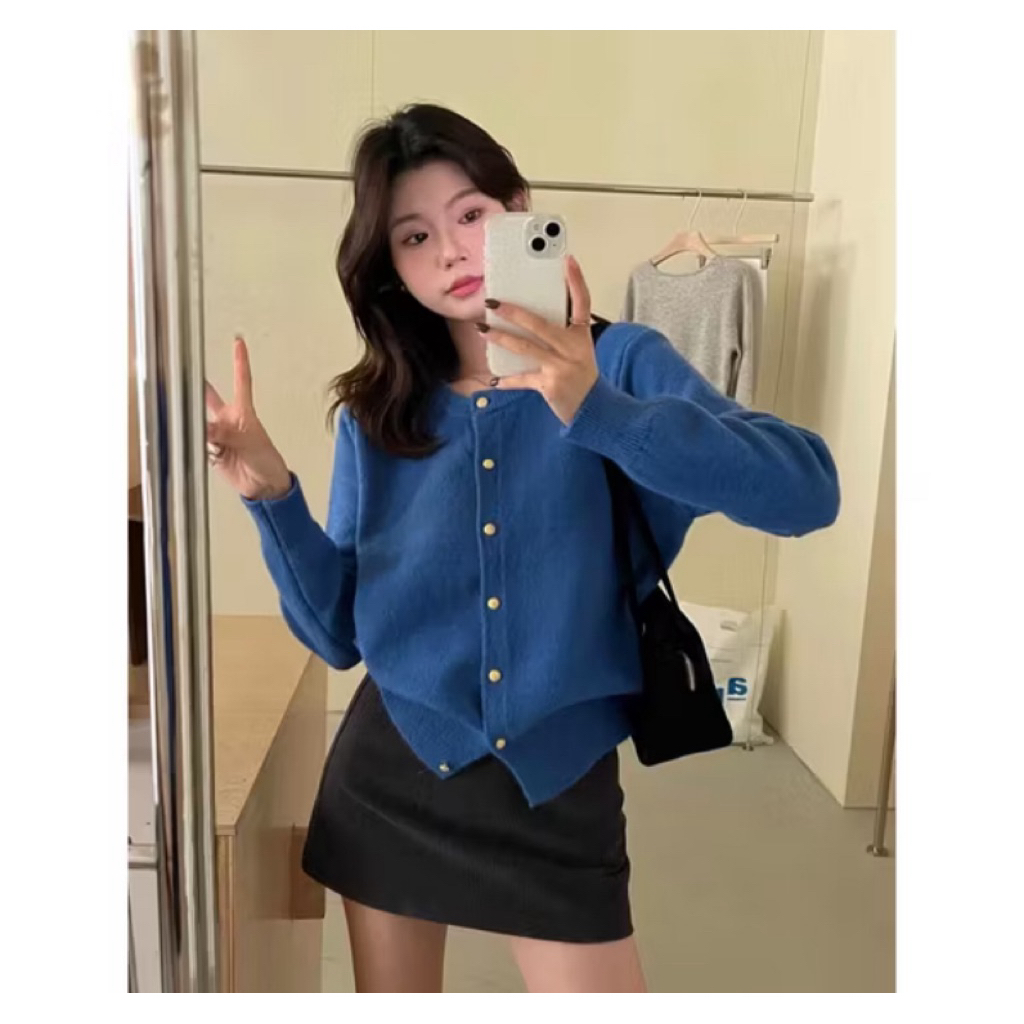 Áo len cardigan EGG lông thỏ mềm mịn màu xanh coban