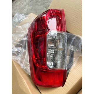 Đèn Hậu Navara NP300 đời 2015 - 2020 , thay thế nguyên bản theo xe