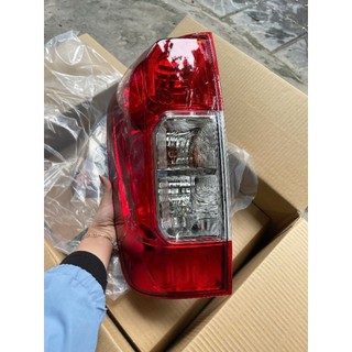 Đèn Hậu Navara NP300 đời 2015 - 2020 , thay thế nguyên bản theo xe