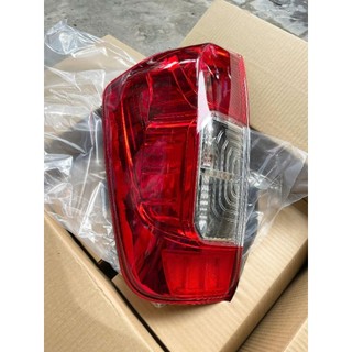 Đèn Hậu Navara NP300 đời 2015 - 2020 , thay thế nguyên bản theo xe