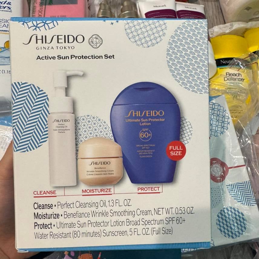 MẪU MỚI RA DATE 2027 - Set KEM CHỐNG NẮNG Shiseido 50+ Ultimate gồm 4 món: chai kem chống nắng 150ml