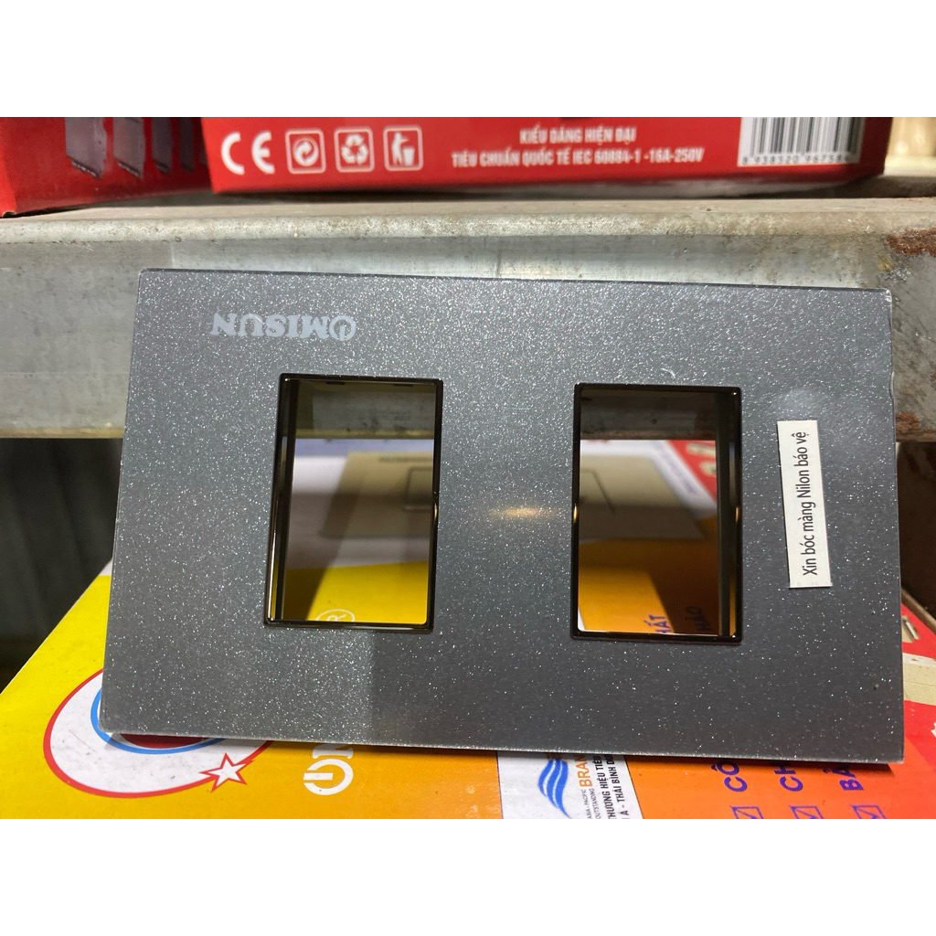 mặt hạt ổ vàng e03 ominsu mica cao cấp vàng