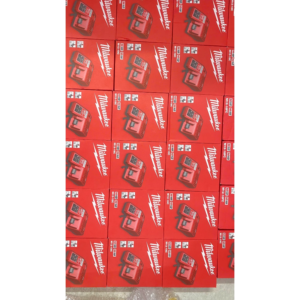 Sạc pin Milwaukee M12-18C