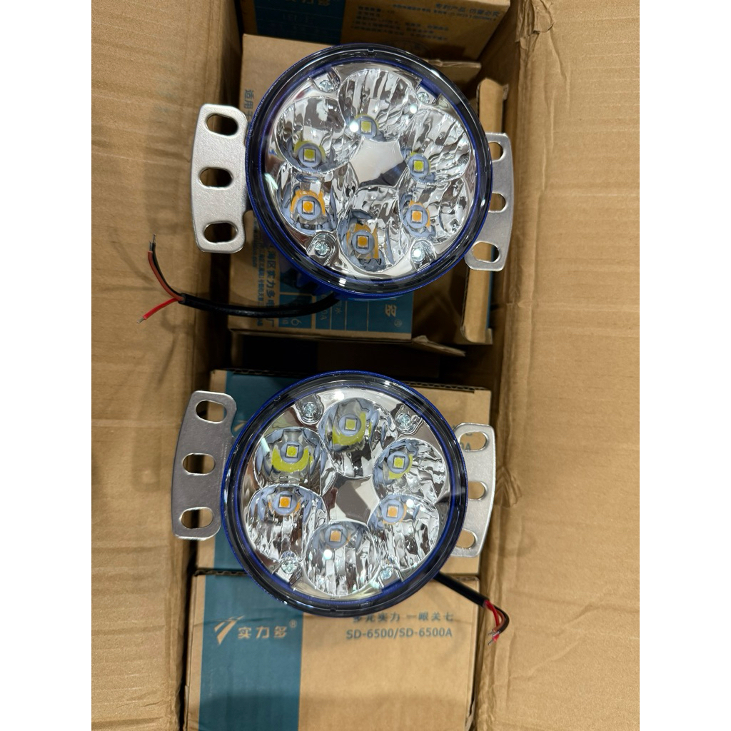 Đèn led gầm xe tải ChenLong SD 6500A điện 12v24v dùng chung ( giá 1 chiếc)