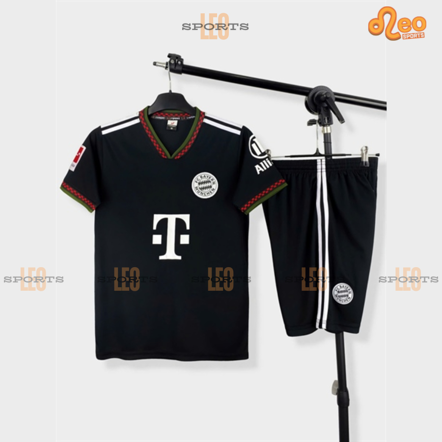 Bộ Quần Áo Bóng Đá, Trang Phục Đá Banh JSPORT Baye Màu Đen SS25-26, Chất Thun Lạnh, Thoáng Mát, Hút 