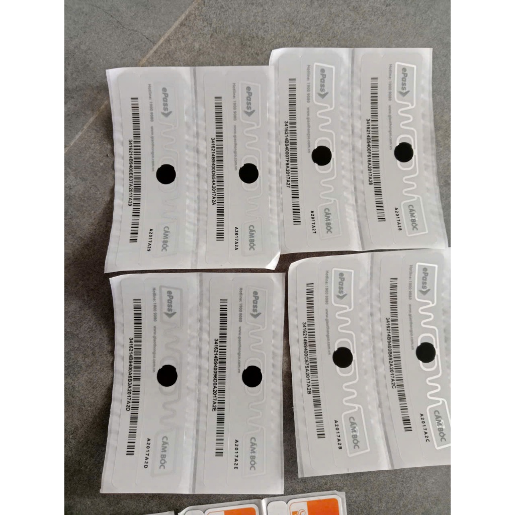 Thẻ thu phí tự động ePass dán đèn