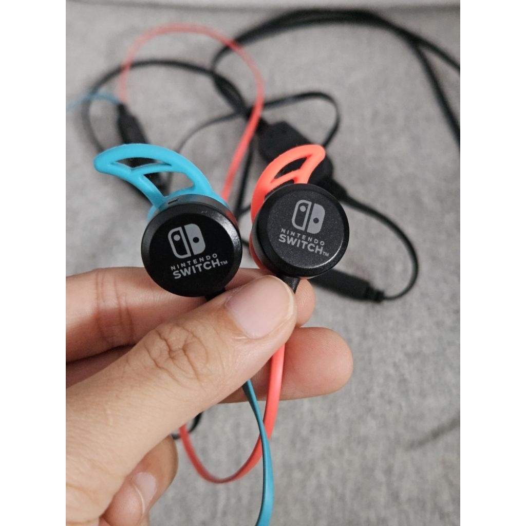 Tai nghe chơi game HORI Gaming Earbuds Pro dành cho Nintendo Switch Hàng Nhật Bãi *Hiếm *