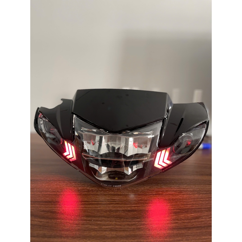 Đầu đèn 2 tầng Zinpat HH mẫu mới lắp Sirius 50-110cc ( tặng dắt cắm và demi)