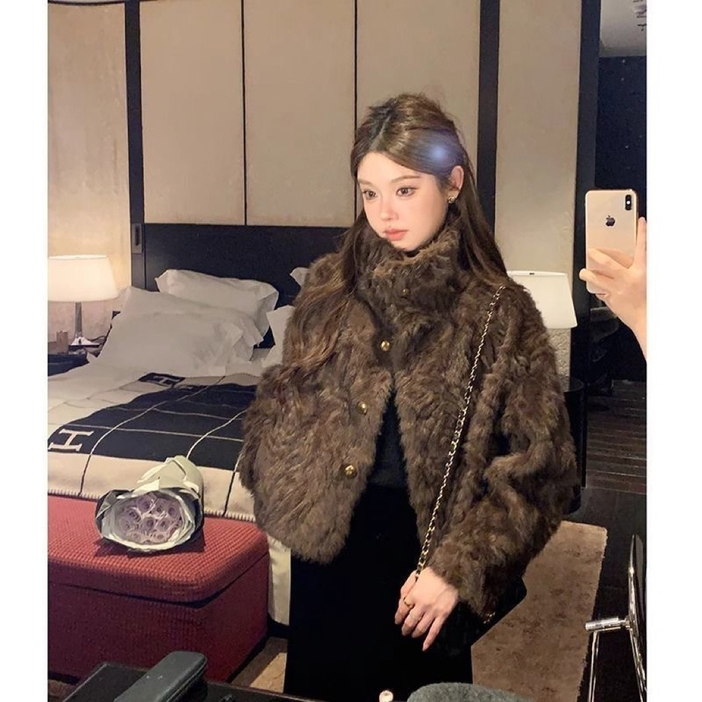 Áo khoác lông tiểu thư cổ bẻ khuy cài sang chảnh ( Có Sẵn) hàng QC Yame clothing 2483