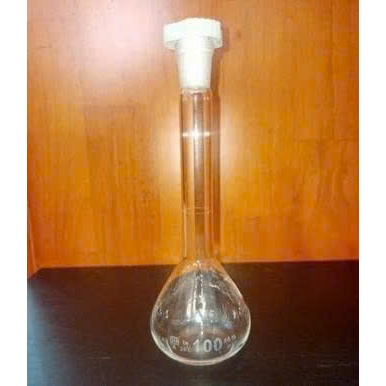 Bình Định mức 100ml trắng nắp nhựa Genlab - TQ