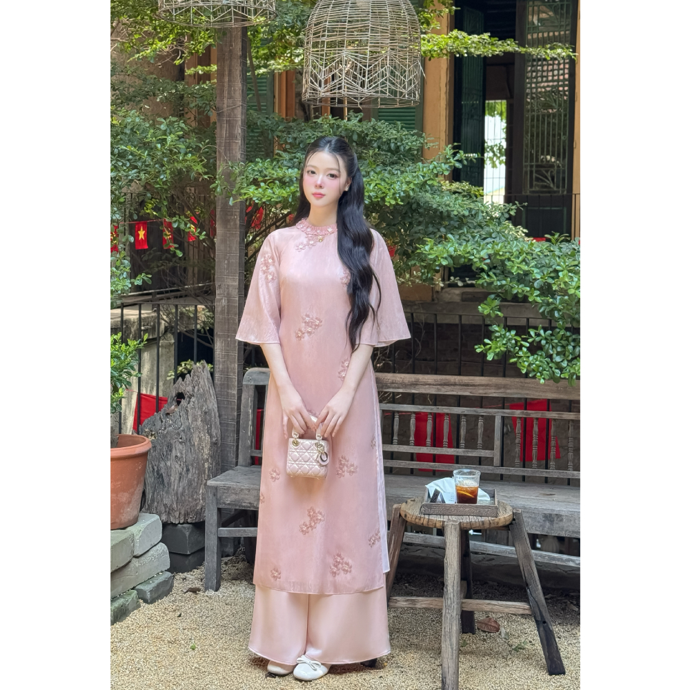 Áo dài nữ cách tân 4 tà Giian thiết kế cổ tròn đính hoa phối tay lỡ, họa tiết thêu cao cấp vải tơ mề