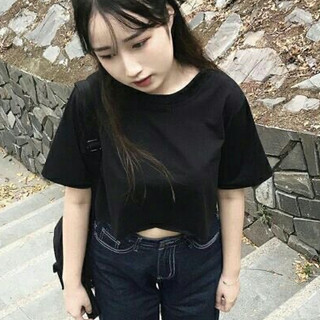 Áo Croptop Nữ Cổ Tròn Form Rộng Chất Cotton Thoáng Mát Co Giãn Thời Trang Basic CinZy SG