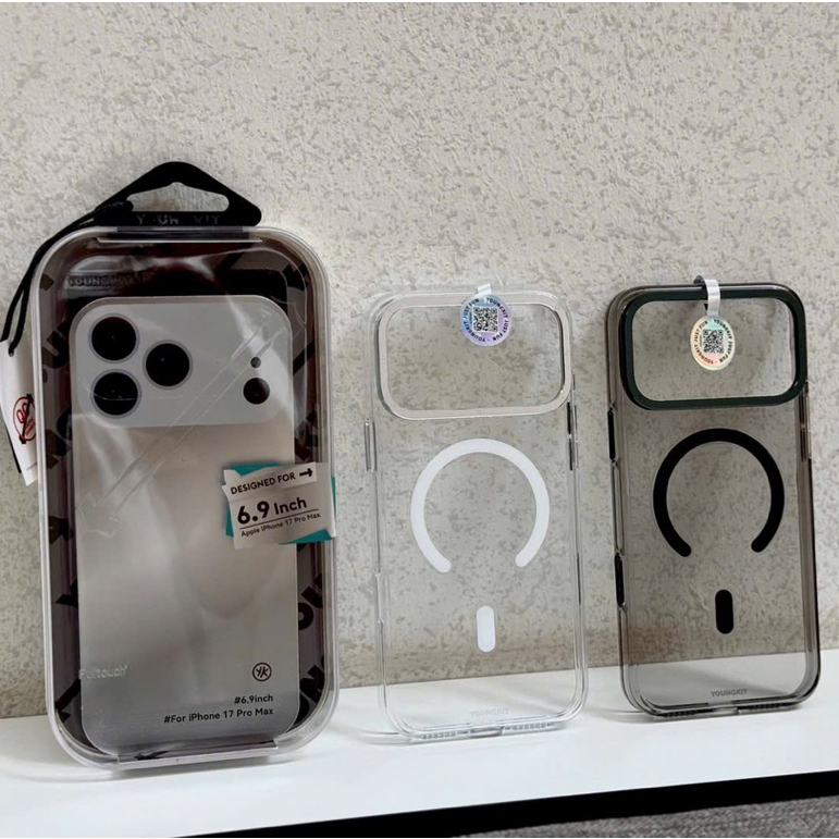 Ốp YOUNGKIT CRYSTAL CASE trong suốt chống ố từ tính có nút control ip17 pro/ ip17 pro max