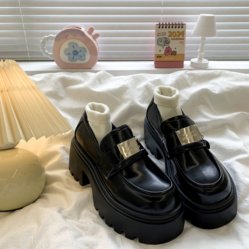 𝐁𝐥𝐚𝐮𝐞𝐁𝐥𝐮𝐦𝐞🦋Tommie Loafer🦋Giày Loafer Đế Cao Nữ Da Bóng – Đế Chunky êm nhẹ – Kiểu dáng Hàn Quốc