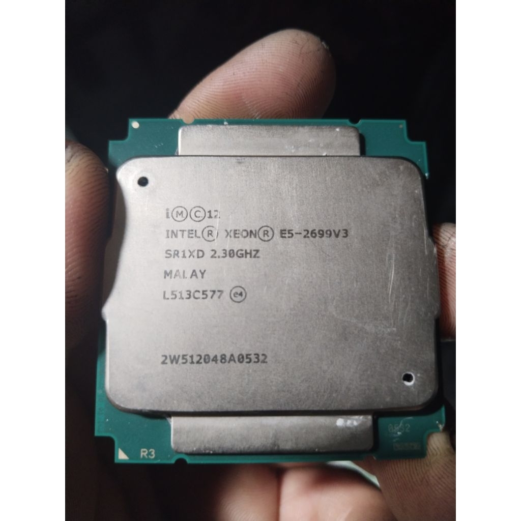 Bộ vi xử lý (CPU) Xeon E5 2699v3 qua sử dụng