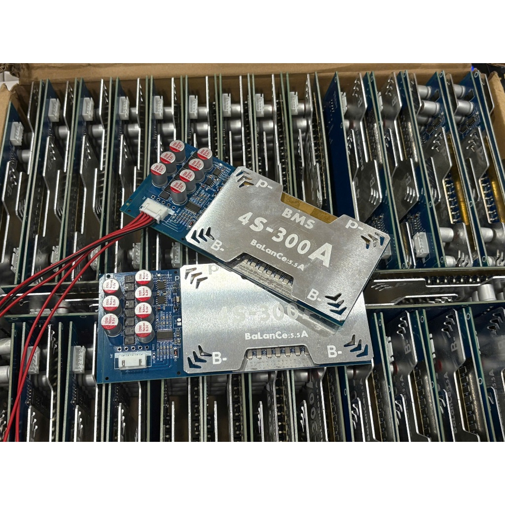 Mạch bảo vệ 300A 20fet tích hợp cân bằng 5.5A chống chập ( mẫu mới )