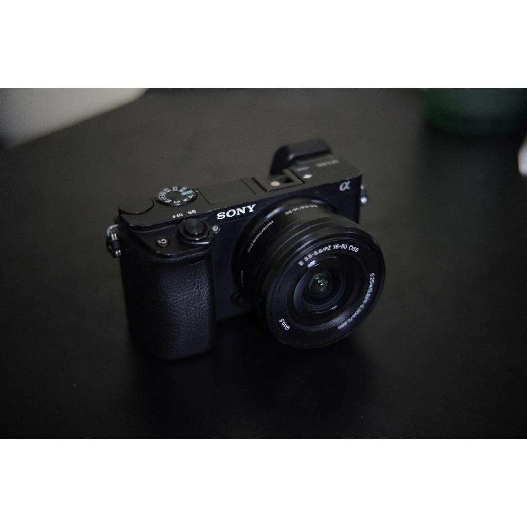 Máy ảnh sony a6300 + kit1650 cũ