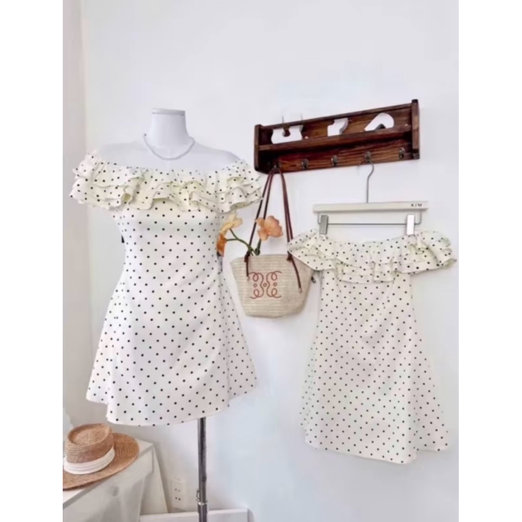 (Có Bigsize) Váy Trễ Vai Tầng Bèo “Chấm Bi” Dáng A Ngắn Xoè Nhẹ Vibe Tiểu Thư by Kieupham.shop | BigBuy360 - bigbuy360.vn