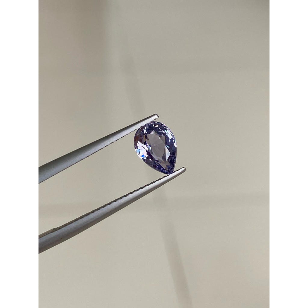 Spinel giọt xám