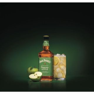Jack Daniels Jennessee Apple - Ship Hoả Tốc