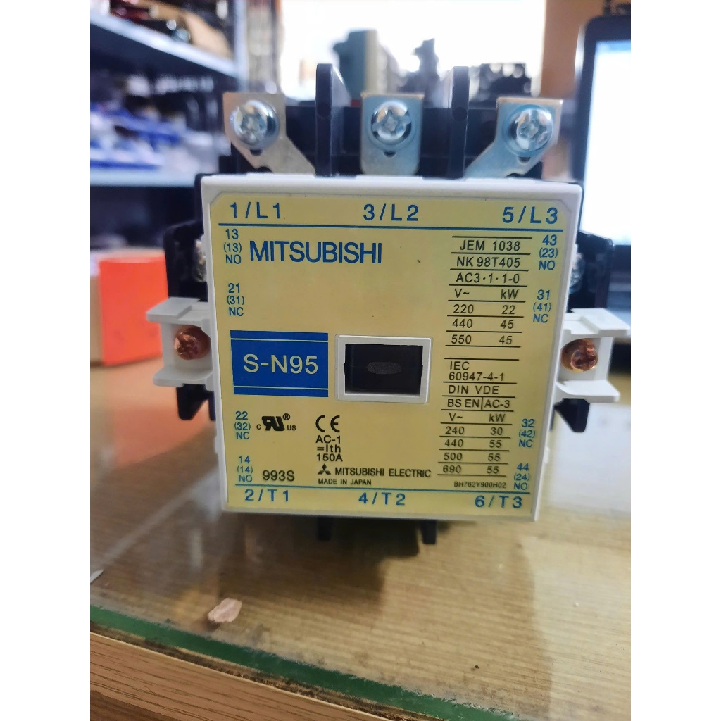 KHỞI ĐỘNG TỪ 95A MITSUBISHI